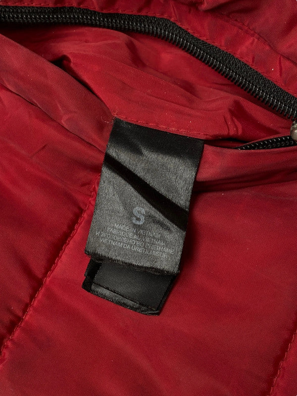 Red-Black The North Face 550 Reverse Puffer Jacket Men's Small