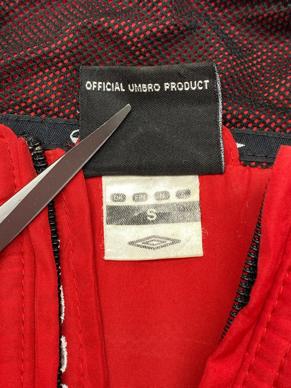 Red Umbro Windbreaker Men's Small