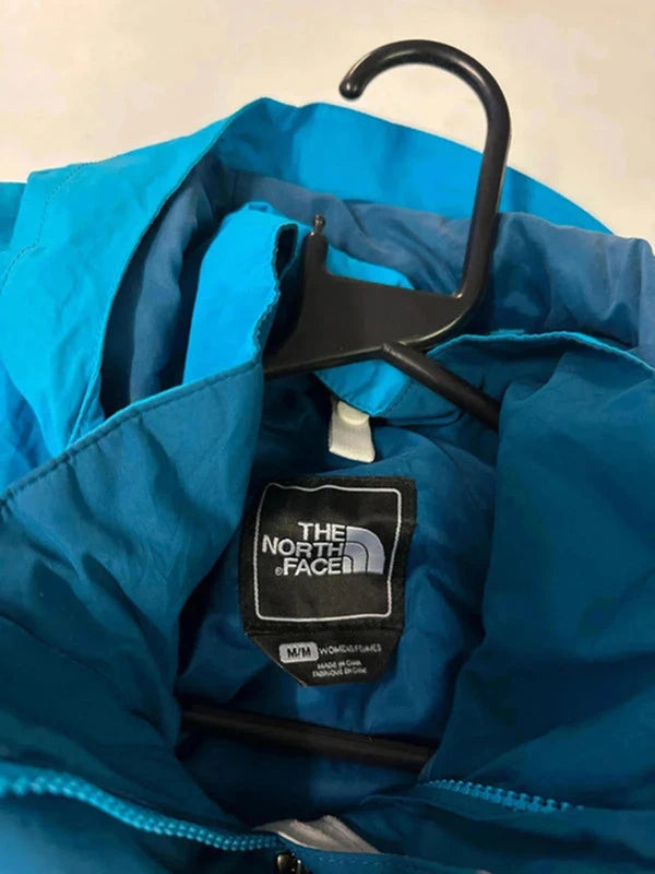 The North Face HyVent Women’s Jacket – M