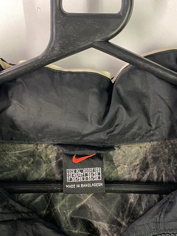 Vintage Nike Black Windbreaker Jacket with Cream Trim