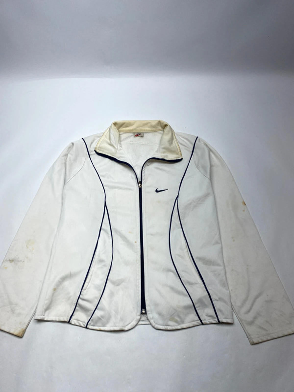 Vintage Nike White Zip-Up Jacket – L – Swoosh Logo
