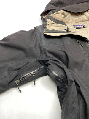 Patagonia Black Technical Waterproof Shell Jacket (Men’s L)