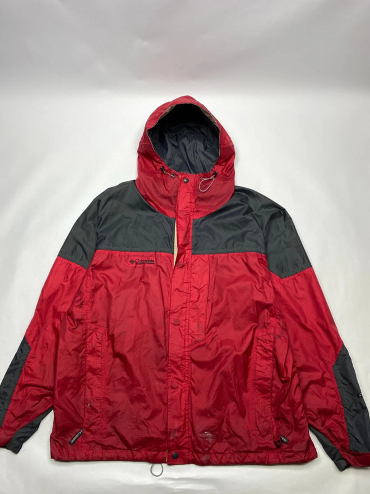 Columbia Sportswear Company Red & Charcoal Hooded Jacket (Men’s size not shown, fits L–XL)