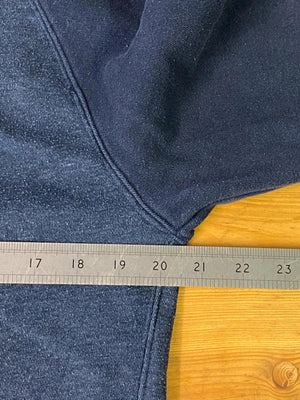 White Gildan Heavy Blend sweatshirt