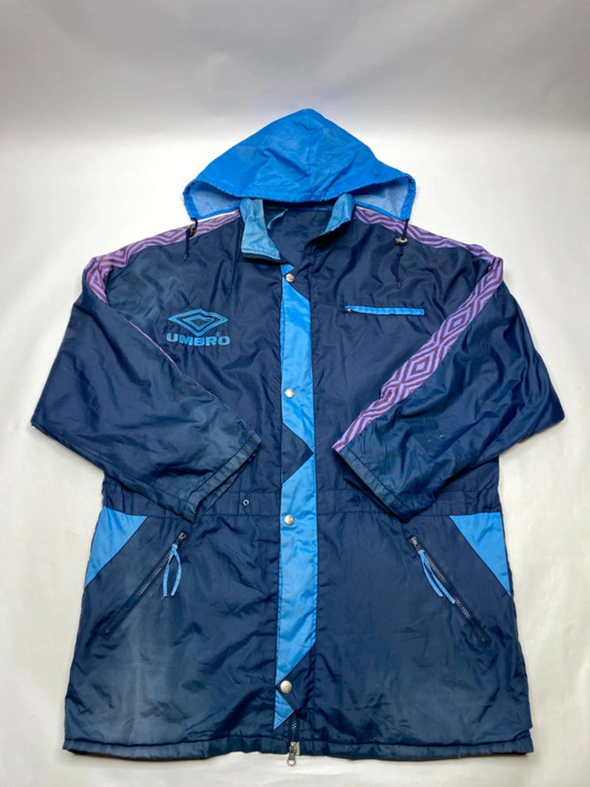 Vintage Umbro Navy Blue & Purple Hooded Windbreaker Jacket