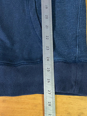 White Gildan Heavy Blend sweatshirt