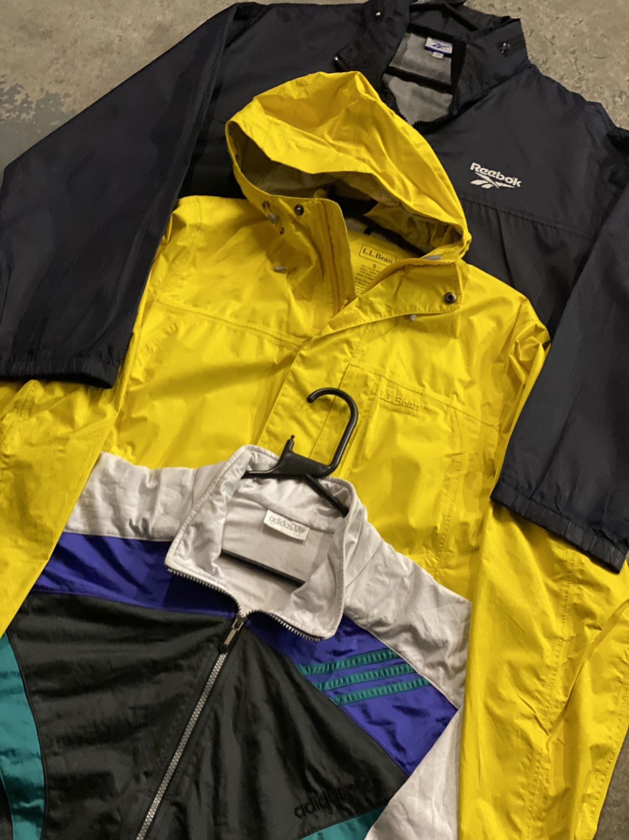 Bulk windbreakers hot sale