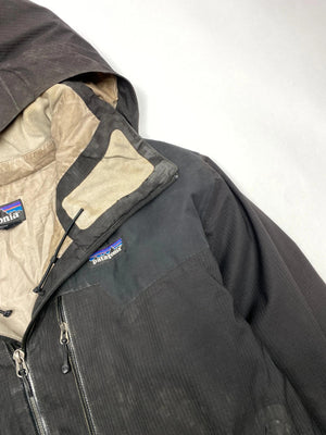 Patagonia Black Technical Waterproof Shell Jacket (Men’s L)