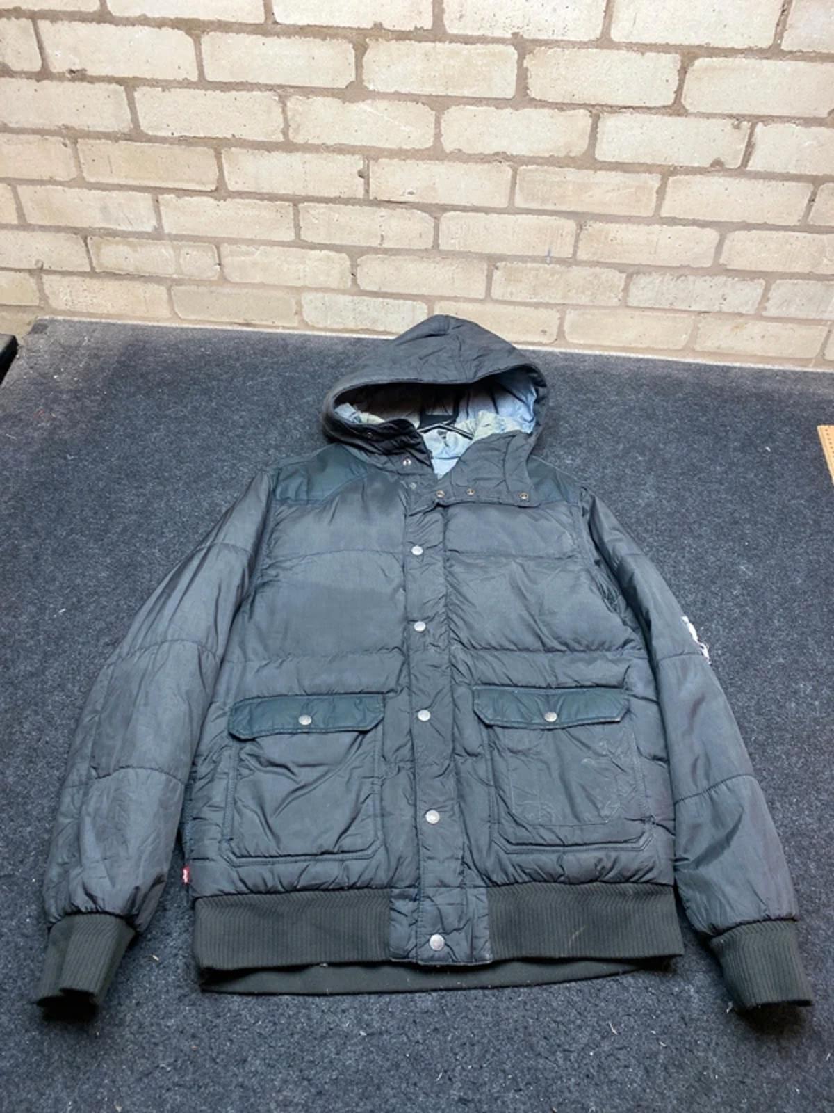 Levi’s Hooded Puffer Jacket Black Quilted Coat Men’s L Winter