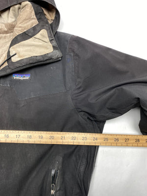 Patagonia Black Technical Waterproof Shell Jacket (Men’s L)
