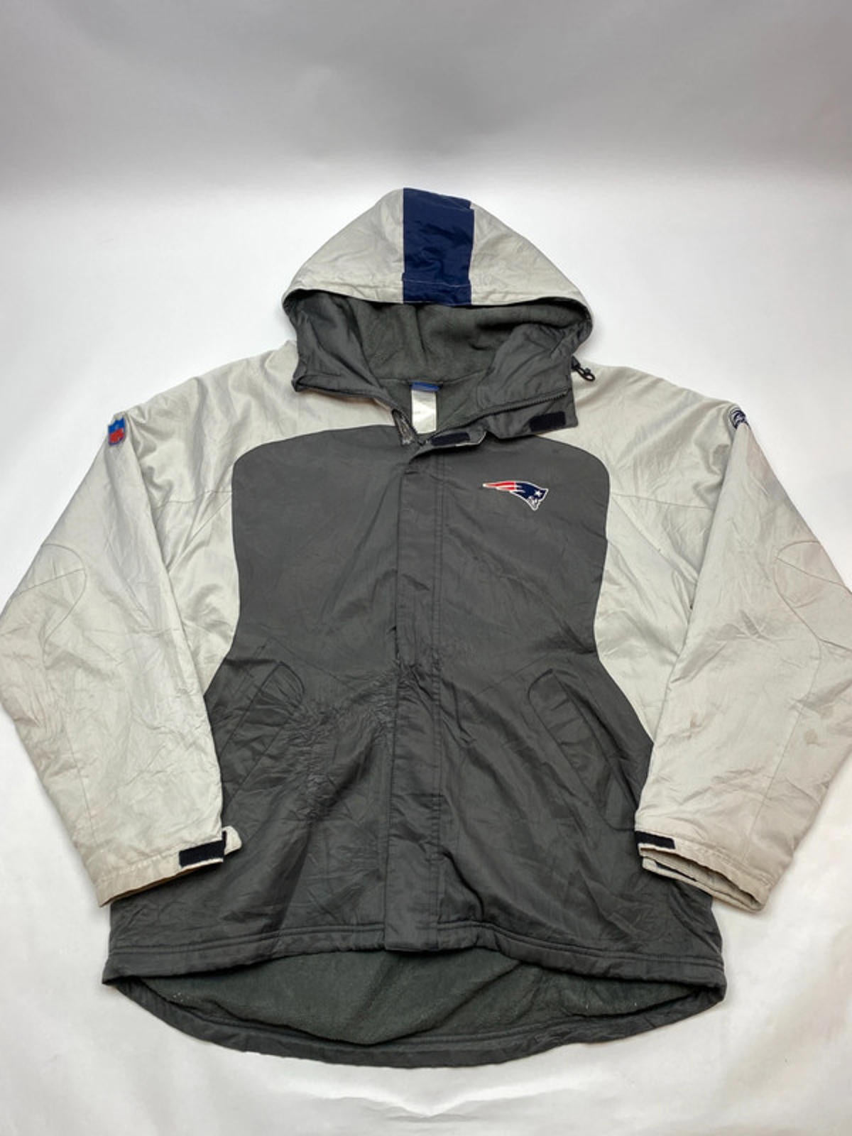 Reebok NFL Team Apparel New England Patriots Hooded Jacket (Men’s L)